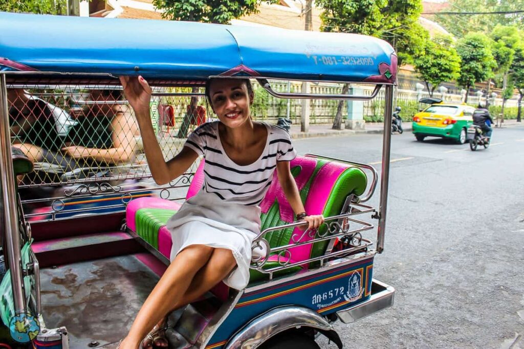 tuk tuk transporte em bangkok