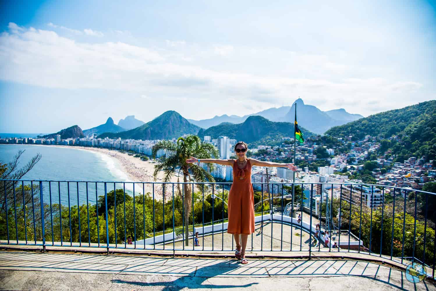 Mirante em frente a praia do Leme.