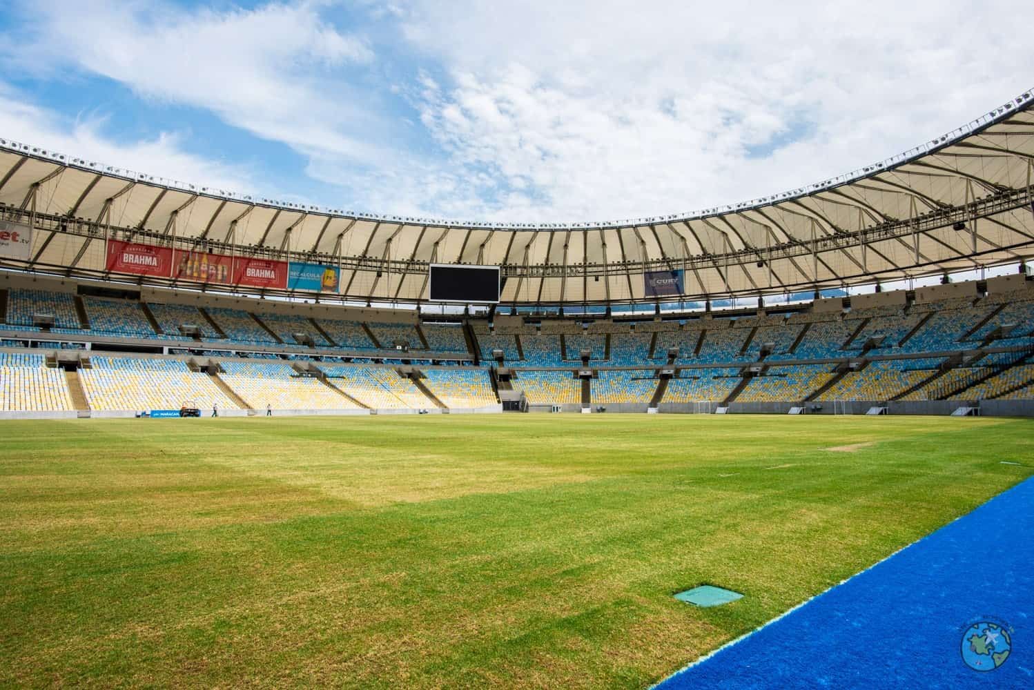 Gramado do Estádio do Maracanã.
