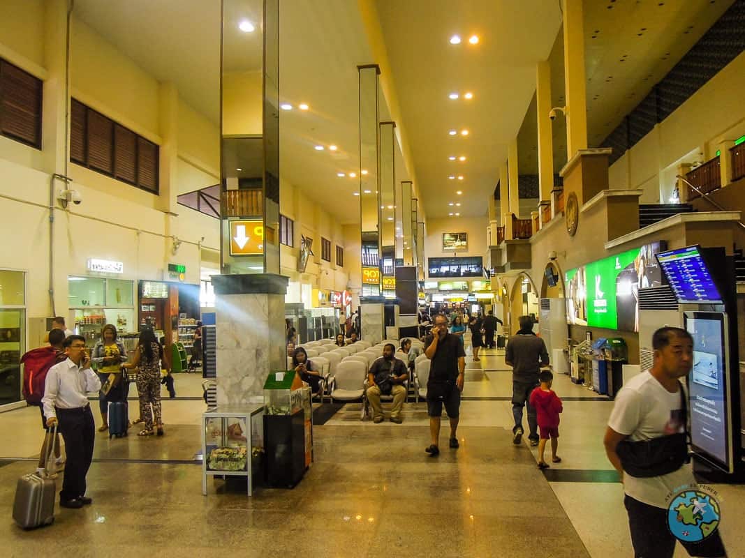 Aeroporto de Surat Thani. Como chegar em Koh Panghan Aeroporto de Surat Thani.